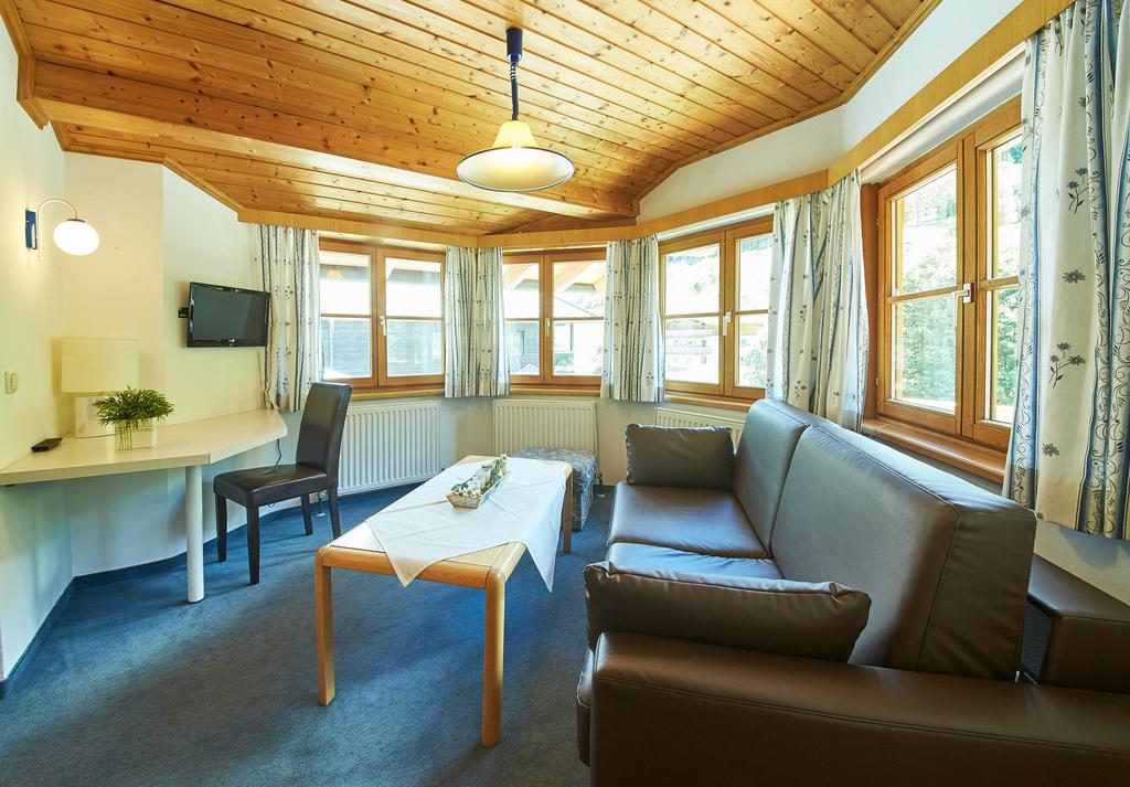 Holiday Lodge Felix Saalbach-Hinterglemm Exteriör bild